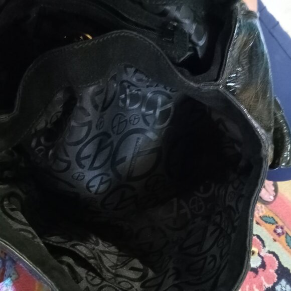 New Vintage Patent Leather Satchel with Gold Hardware - Picture 7 of 11